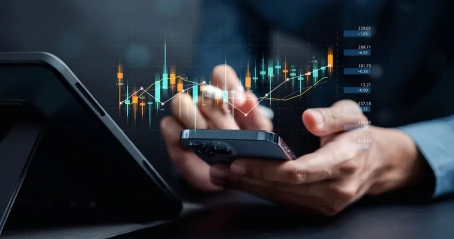 Financial analysis graphs screen